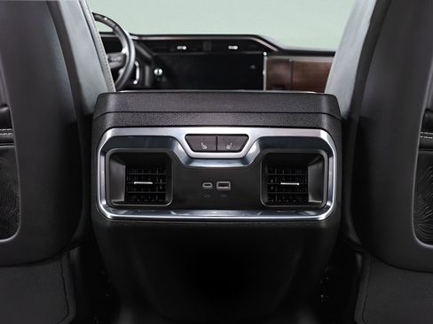Used 2025 GMC Sierra 1500 Denali Ultimate AWD/4WD image 29