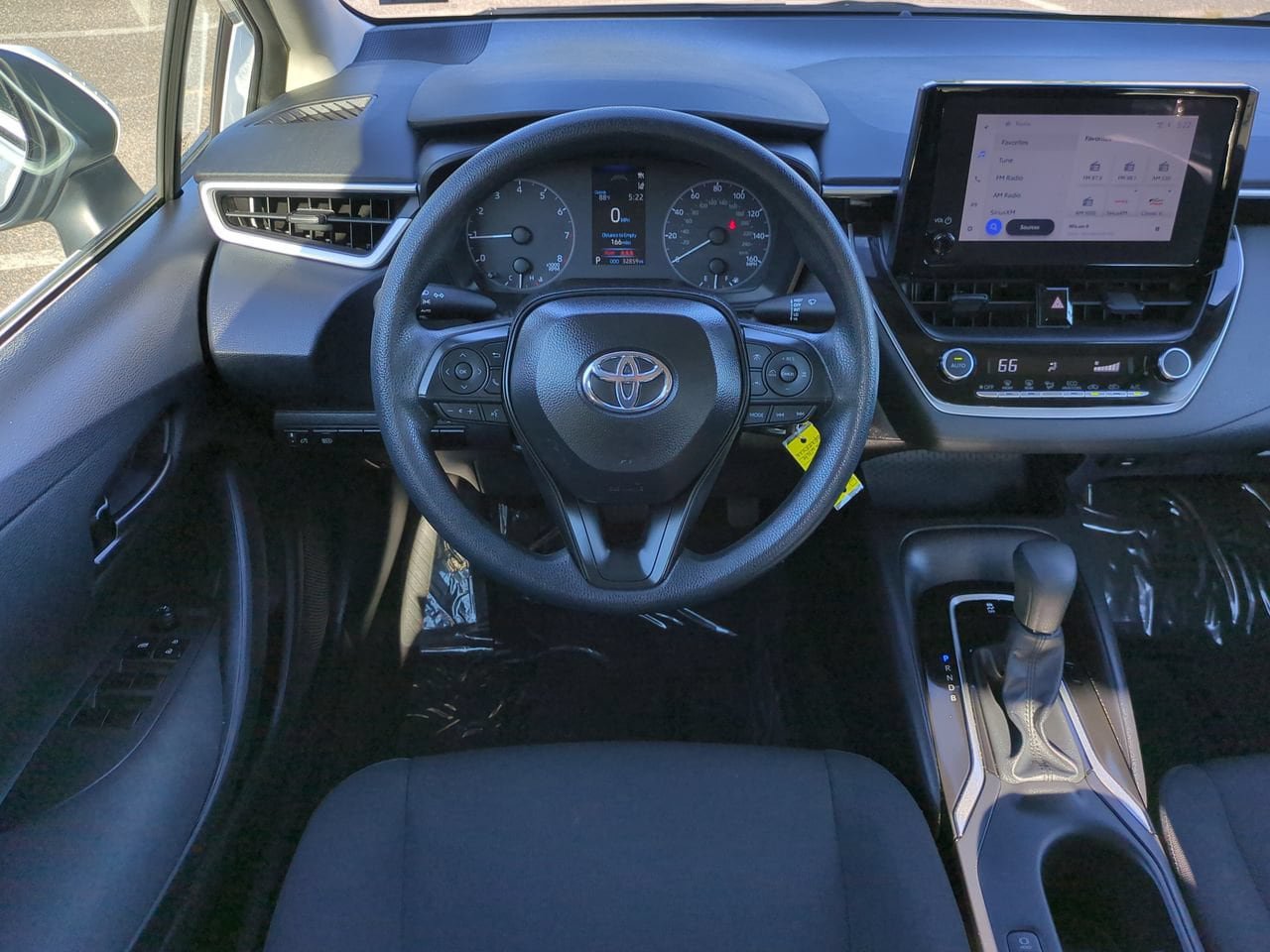 Used 2025 Toyota Corolla LE FWD image 15