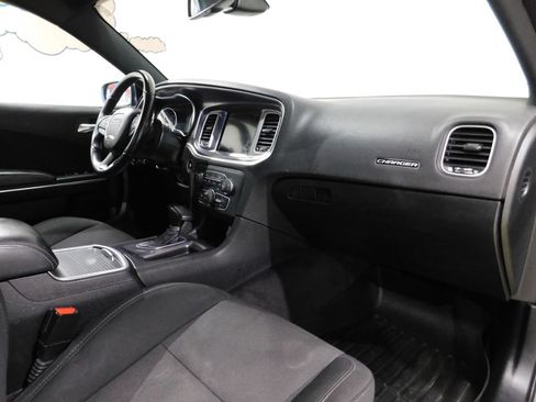 Used 2018 Dodge Charger R/T Scat Pack RWD image 70