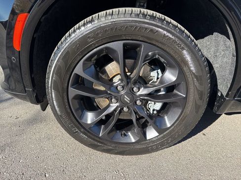 Used 2023 Dodge Durango GT image 31