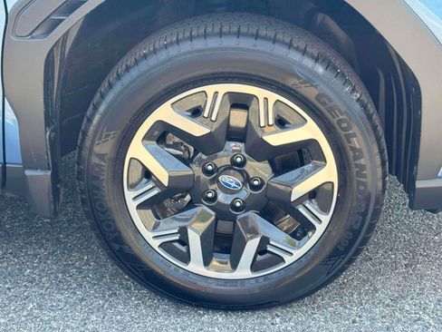 Certified 2025 Subaru Forester Premium AWD/4WD image 6