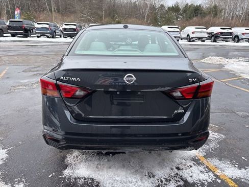 Used 2022 Nissan Altima 2.5 SV AWD/4WD image 4