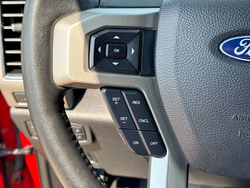 Used 2020 Ford F250 Lariat w/ Lariat Ultimate Package AWD/4WD image 24