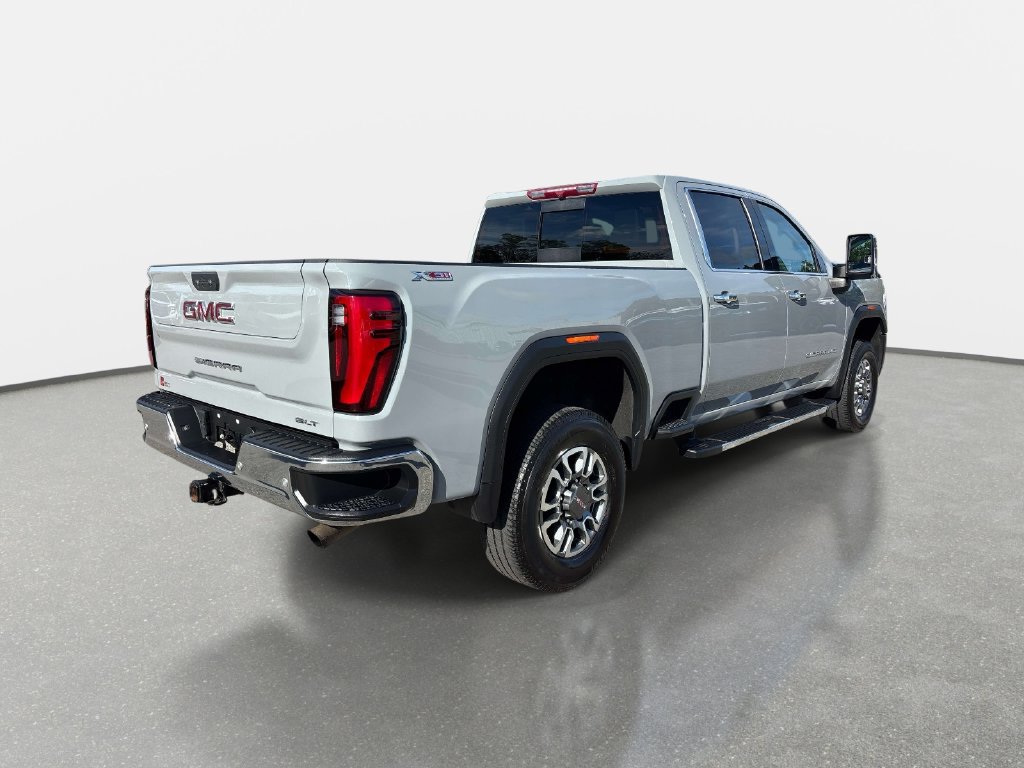 Used 2024 GMC Sierra 2500 SLT w/ SLT Premium Package AWD/4WD image 4