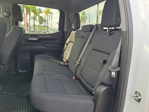 Used 2023 GMC Sierra 1500 Elevation image 24