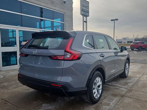 Used 2024 Honda CR-V LX image 4