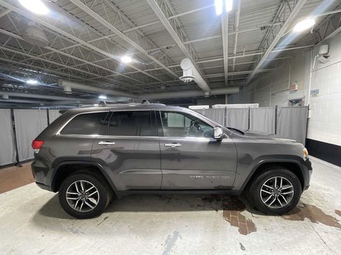 Used 2019 Jeep Grand Cherokee Limited AWD/4WD image 27