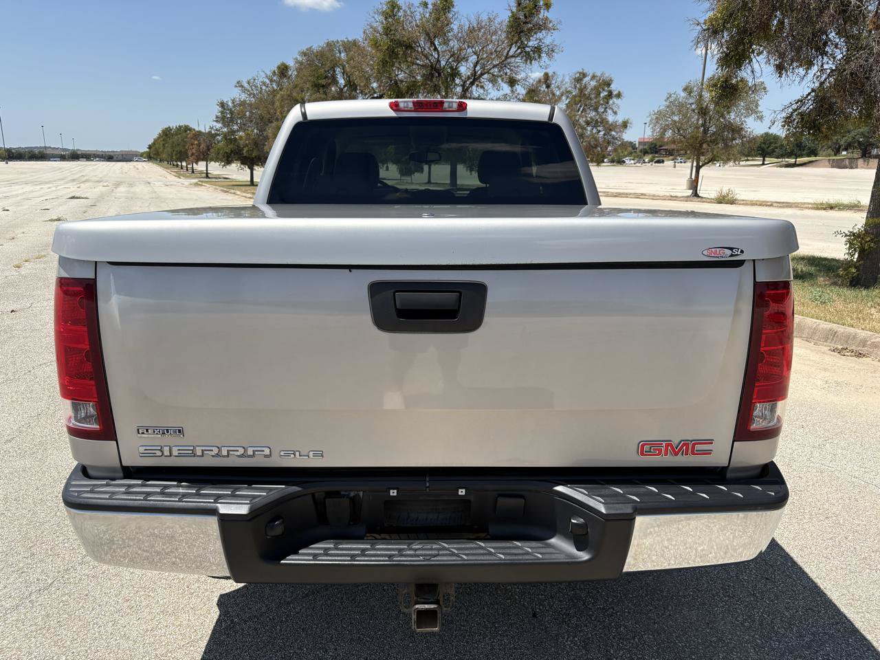 Used 2009 GMC Sierra 1500 SLE w/ Power Pack Plus RWD image 8