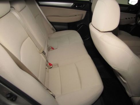 Used 2017 Subaru Legacy 2.5i Premium image 17