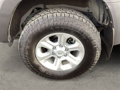 Used 2019 Toyota 4Runner SR5 Premium image 14