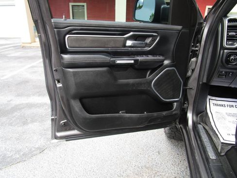 Used 2022 RAM 1500 Laramie w/ Sport Appearance Package AWD/4WD image 19