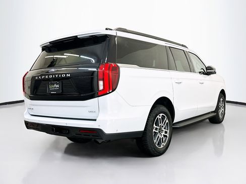 Used 2025 Ford Expedition Max Active image 9