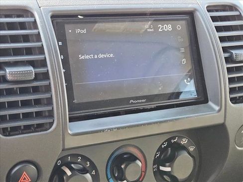 Used 2013 Nissan Xterra X image 9