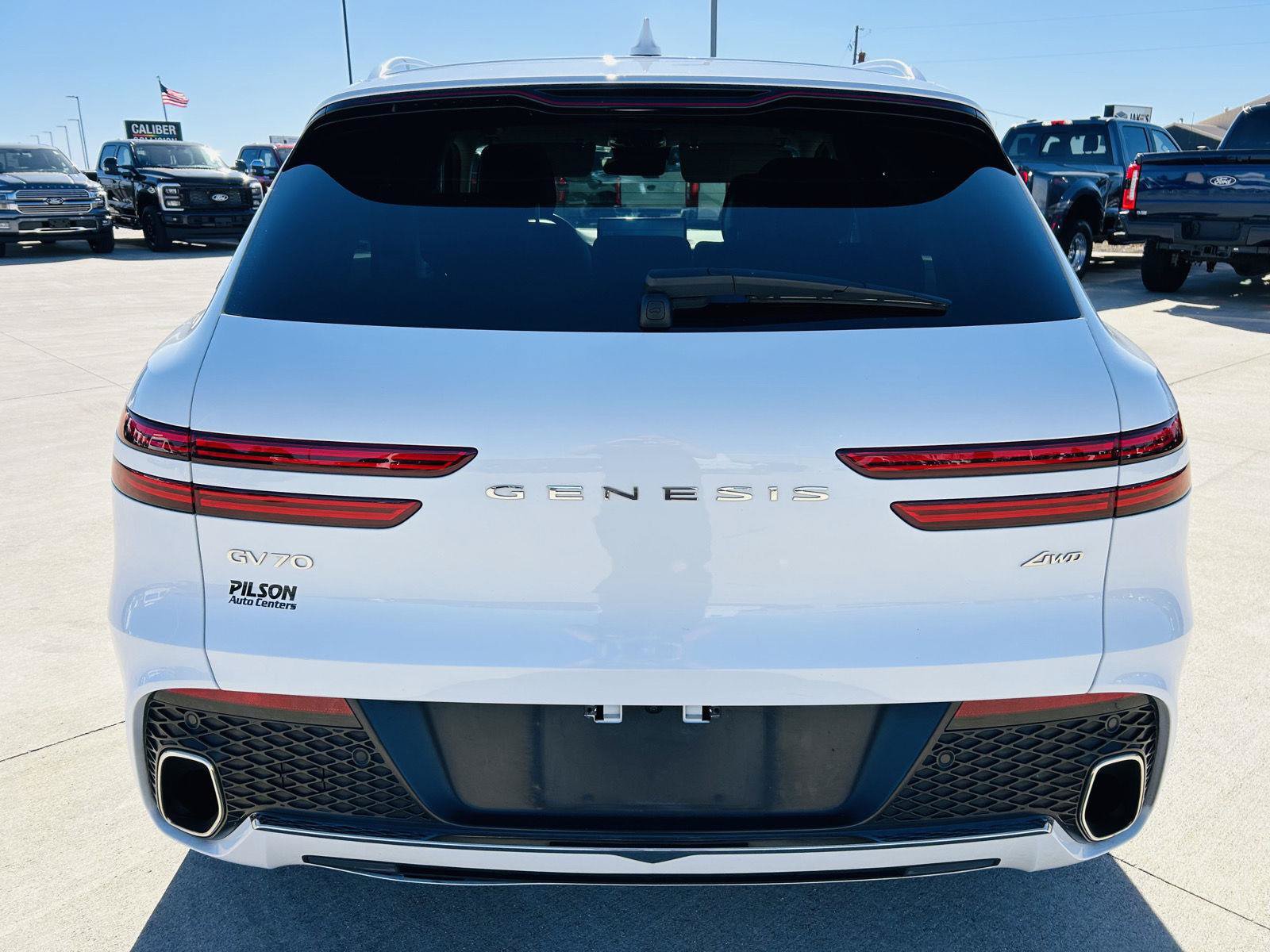 Used 2024 Genesis GV70 2.5T w/ Advanced Package AWD/4WD image 38