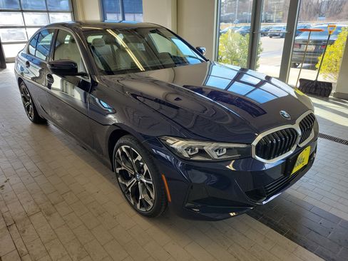 New 2026 BMW 330i xDrive Sedan w/ Premium Package image 9