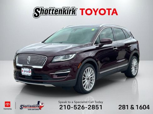 Used 2019 Lincoln MKC Reserve w/ MKC Climate Package image 1