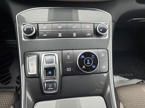 Certified 2023 Hyundai Santa Fe SE image 17