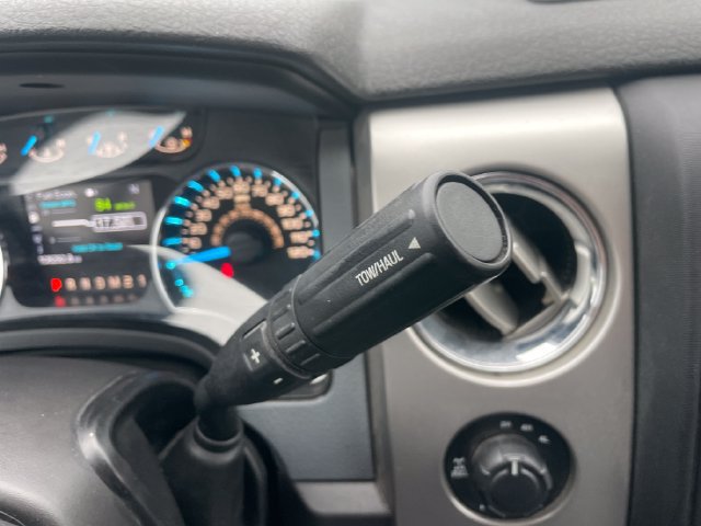 Used 2014 Ford F150 XLT w/ Equipment Group 302A Luxury AWD/4WD image 6