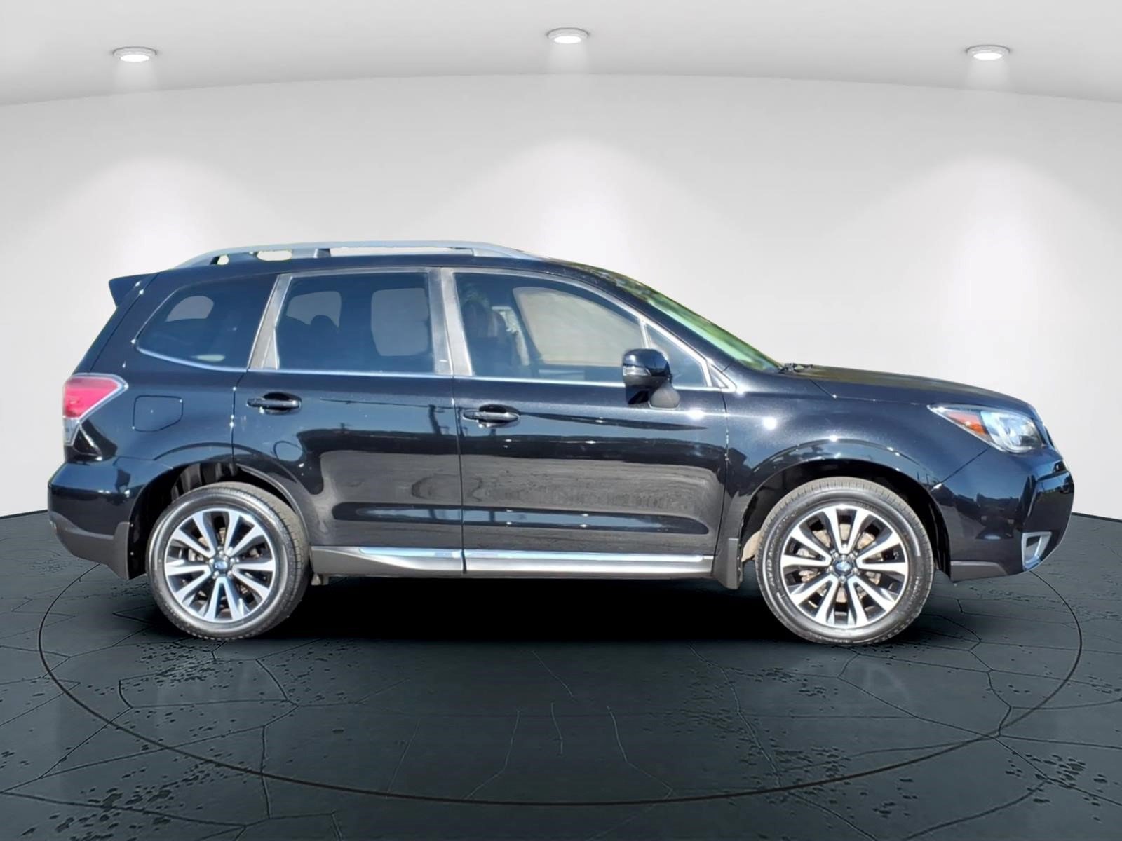 Used 2017 Subaru Forester 2.0XT Touring AWD/4WD image 2