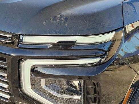 New 2026 Chevrolet Suburban High Country image 5