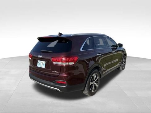 Used 2017 Kia Sorento EX w/ EX Premium Package FWD image 3