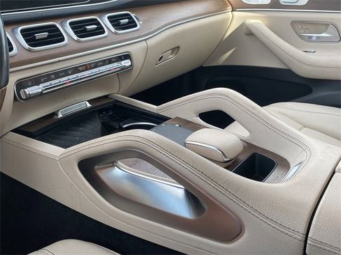 Used 2021 Mercedes-Benz GLE 350 w/ Premium Package image 26