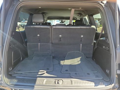 Used 2024 Jeep Wagoneer Series II w/ Flexible Seating Group AWD/4WD image 10