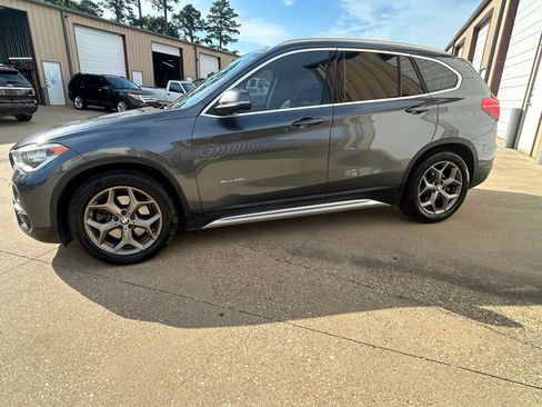 Used 2016 BMW X1 xDrive28i AWD/4WD image 5