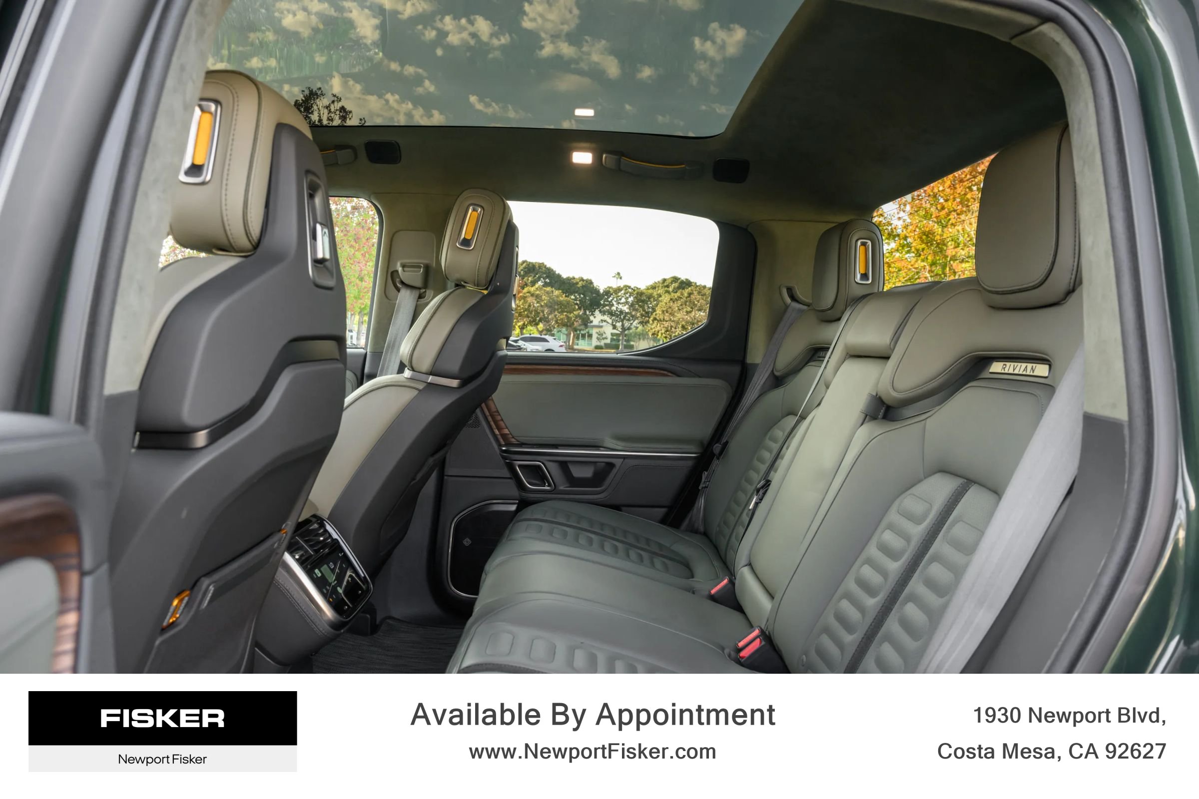 Used 2023 Rivian R1T AWD Adventure Dual image 16