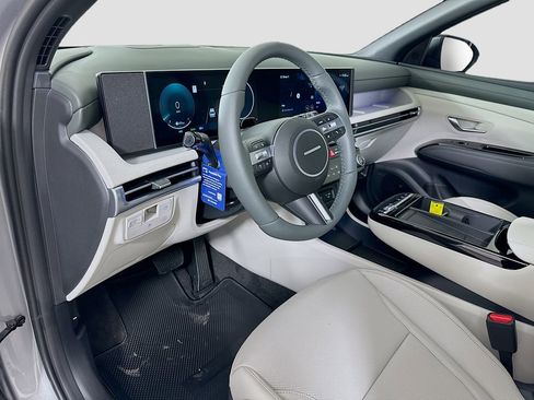 New 2026 Hyundai Tucson Limited image 9