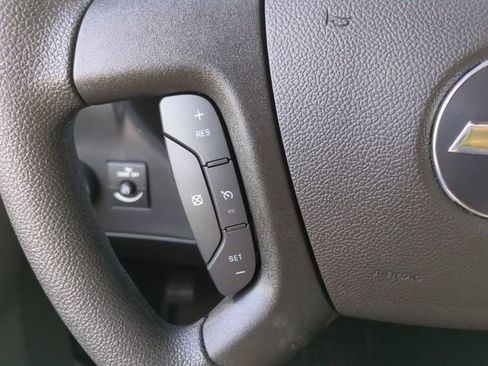 New 2025 Chevrolet Express 2500 w/ Driver Convenience Package image 25