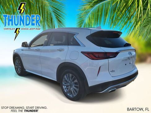 Used 2023 INFINITI QX50 Luxe image 3