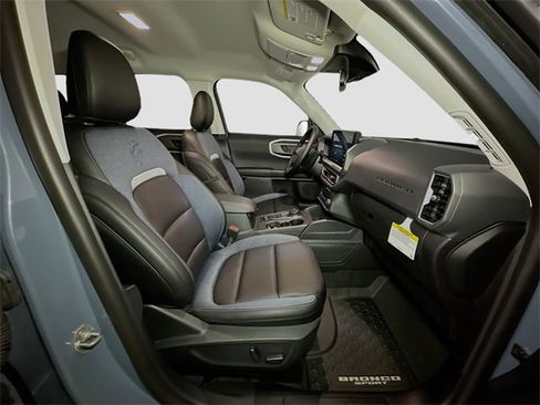 New 2025 Ford Bronco Sport Outer Banks w/ Outer Banks Tech Package+ image 31