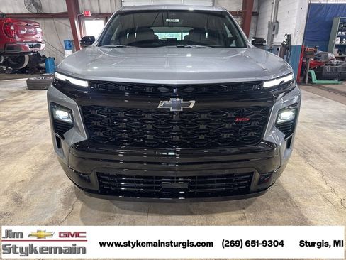 New 2026 Chevrolet Traverse RS w/ LPO, Floor Liner Package image 10