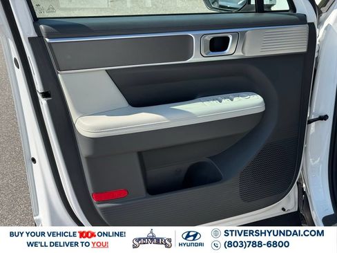 Used 2024 Hyundai Santa Fe SEL FWD image 25