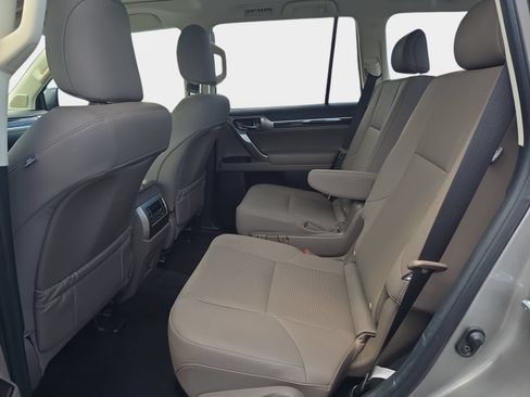 Used 2021 Lexus GX 460 Premium AWD/4WD image 17