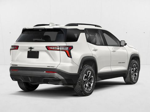 New 2026 Chevrolet Equinox ACTIV FWD image 2