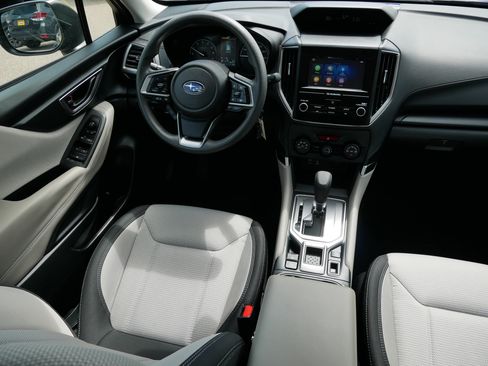 Used 2024 Subaru Forester AWD/4WD image 9