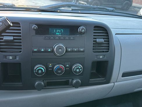 Used 2007 GMC Sierra 1500 W/T image 17