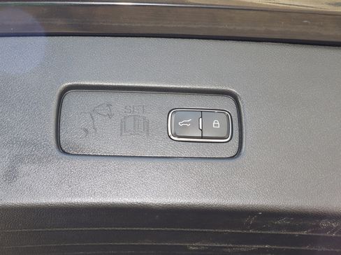 Used 2020 Lincoln Aviator Reserve w/ Equipment Group 201A image 19