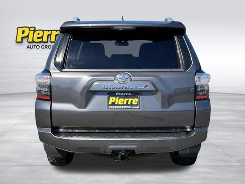 Used 2018 Toyota 4Runner SR5 AWD/4WD image 6