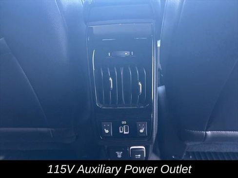Certified 2022 Jeep Compass Limited w/ Elite Group AWD/4WD image 39