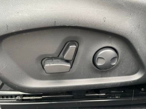 Used 2023 Jeep Compass Altitude w/ Sun and Sound Group image 11