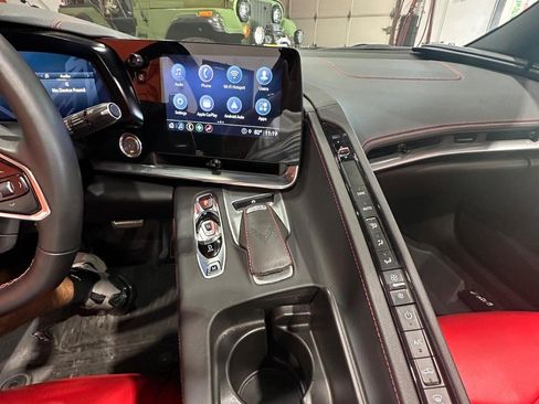 Used 2023 Chevrolet Corvette Stingray Coupe w/ 1LT RWD image 19