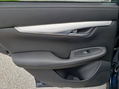 Used 2019 INFINITI QX50 Luxe w/ Cargo Package AWD/4WD image 12