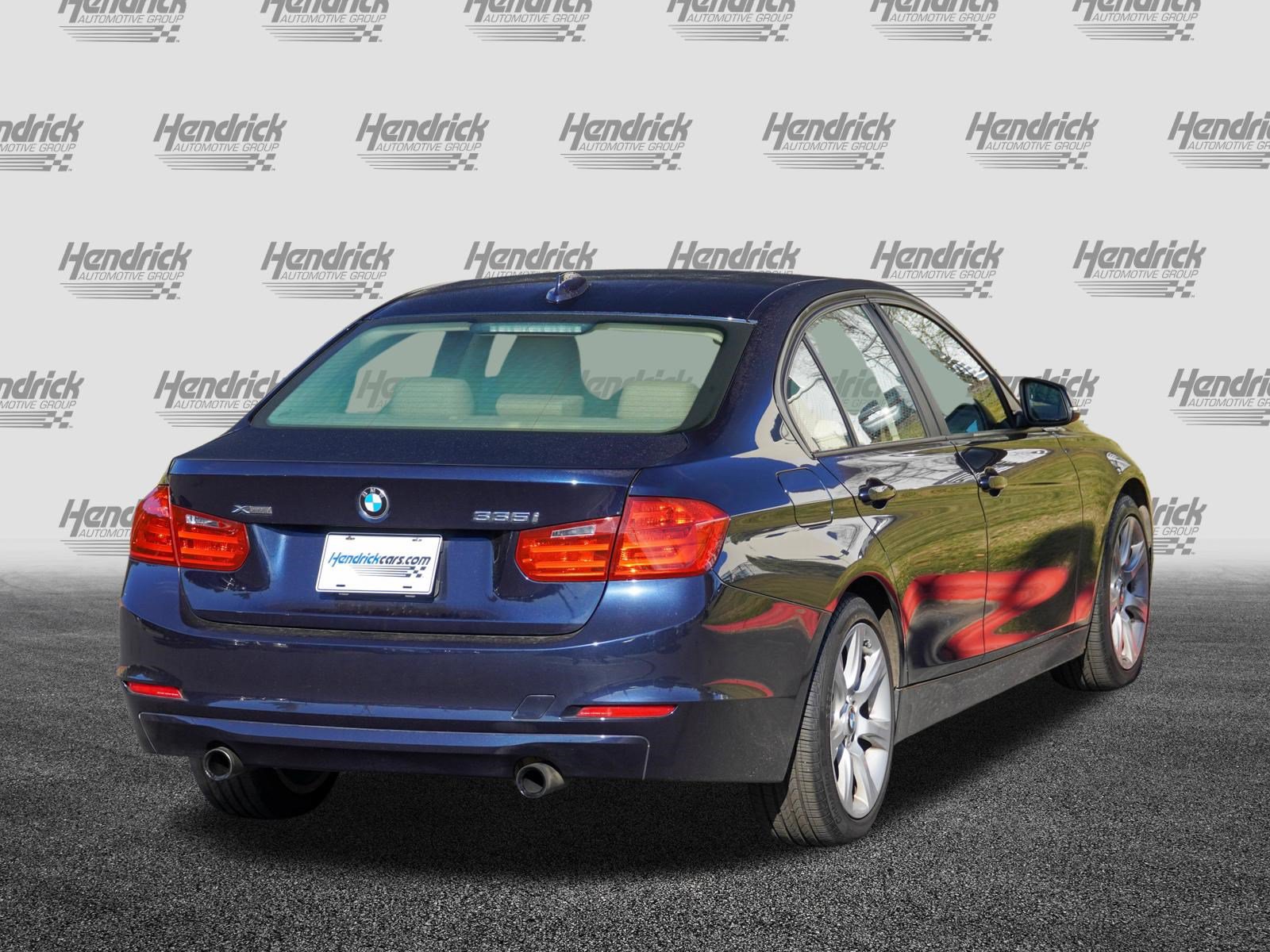 Used 2013 BMW 335i xDrive Sedan AWD/4WD image 8