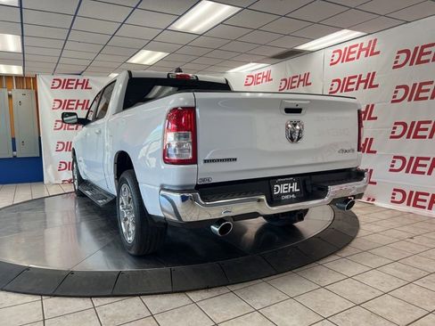 Used 2022 RAM 1500 Big Horn AWD/4WD image 3
