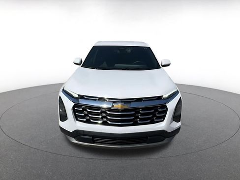 Used 2025 Chevrolet Equinox LT AWD/4WD image 4
