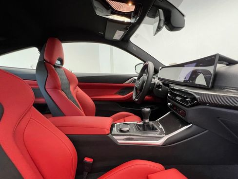 Used 2025 BMW M4 Coupe w/ M Driver's Package RWD image 6