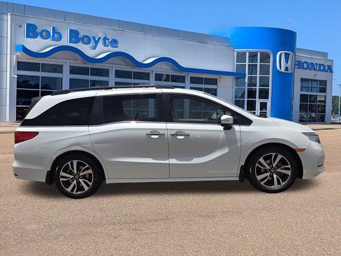 Used 2021 Honda Odyssey Touring image 4